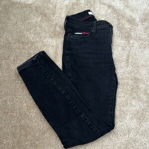 Black Tommy Jeans